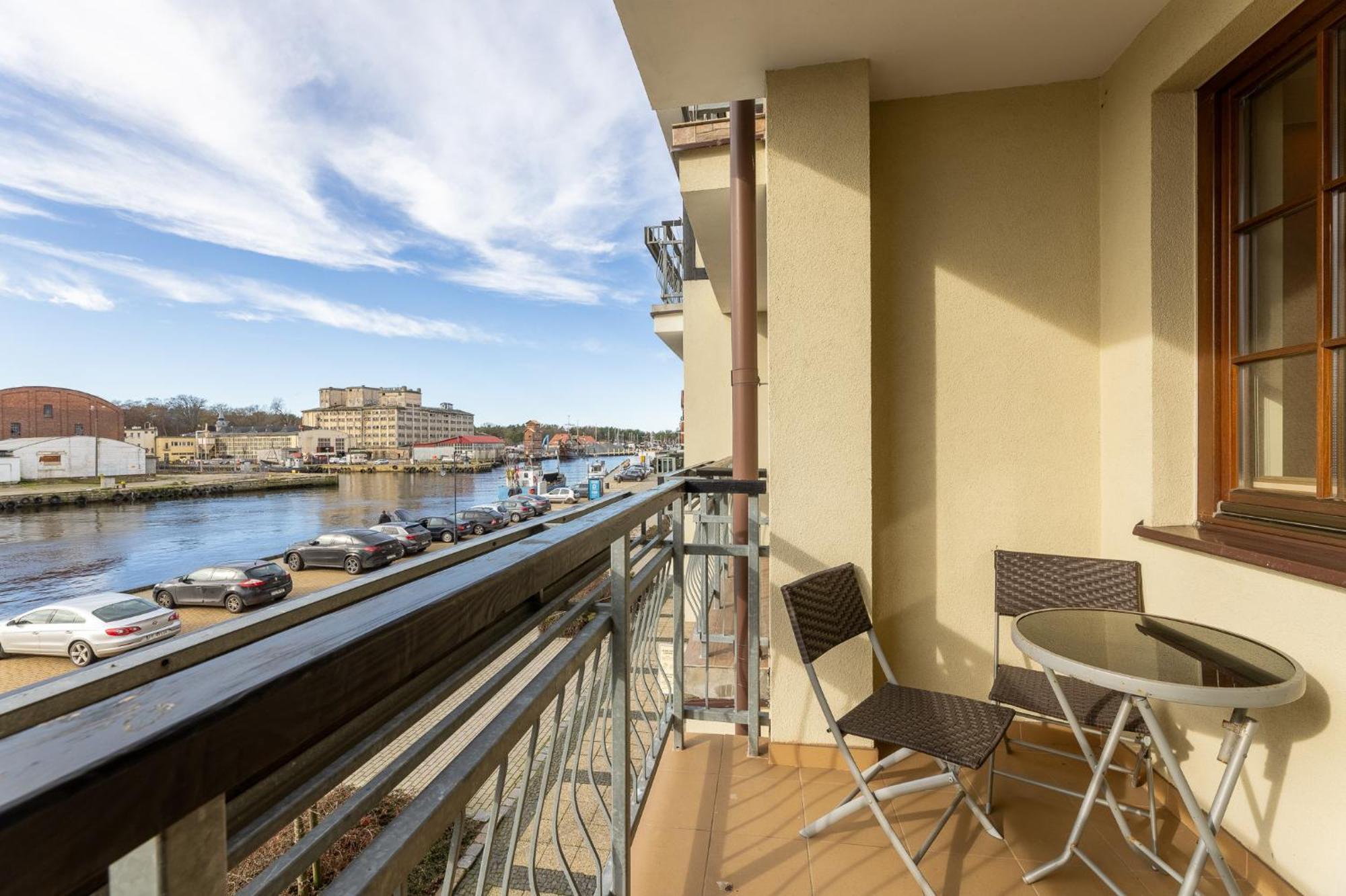 Apartamenty Baltyckie - Bulwar Portowy - Widok Na Port, Centrum, Najlepsza Lokalizacja W Ustce Ustka Luaran gambar
