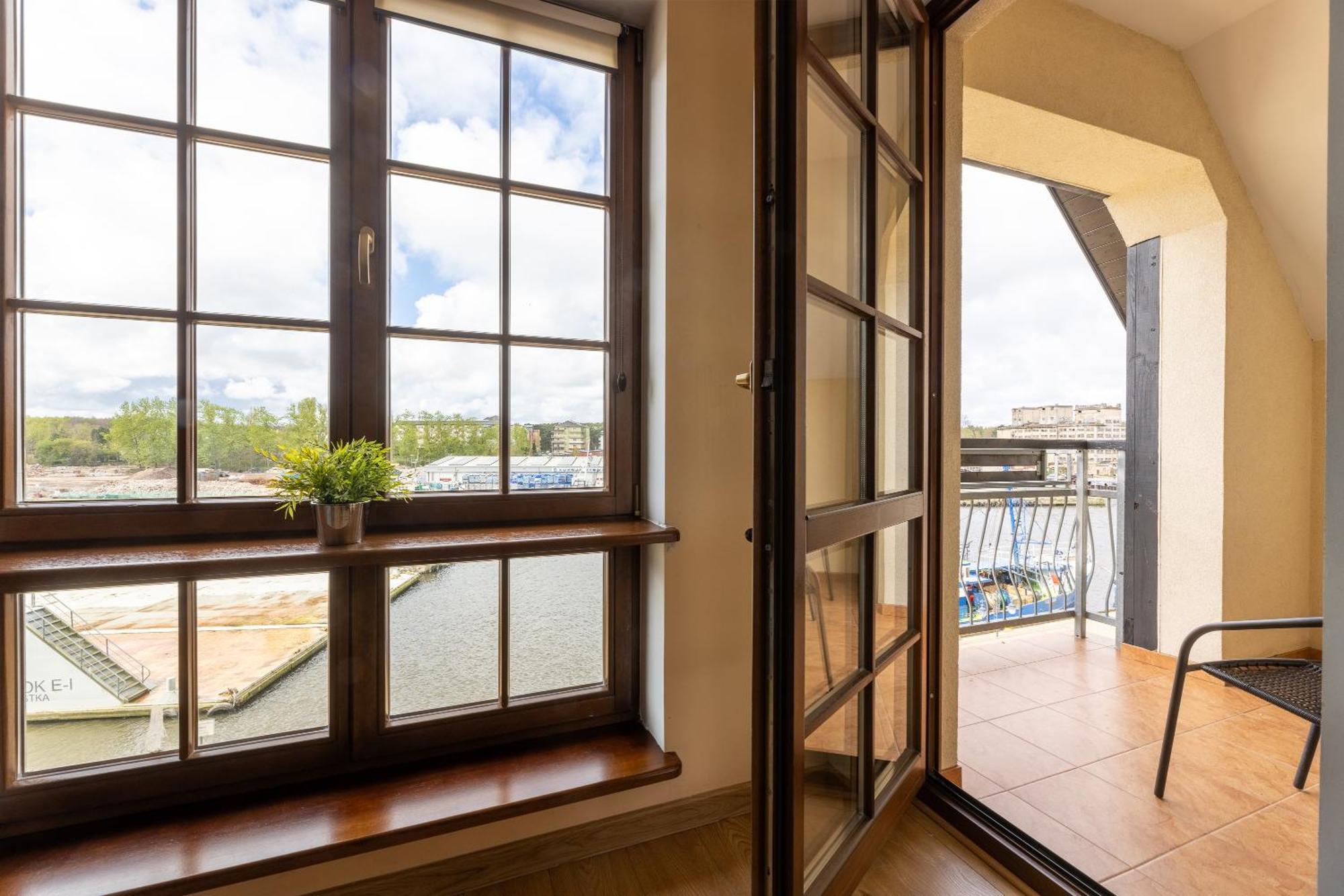 Apartamenty Baltyckie - Bulwar Portowy - Widok Na Port, Centrum, Najlepsza Lokalizacja W Ustce Ustka Luaran gambar